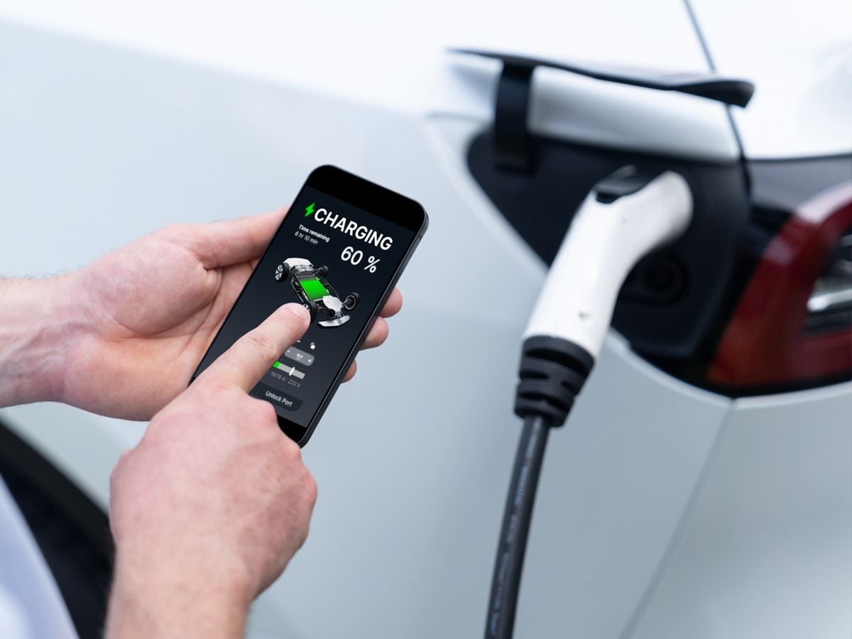 Electric Vehicle Charging: Costs, Locations, and Best Practices in the UK